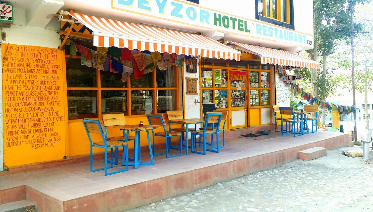 Hotel Deyzor Kaza Exteriör bild