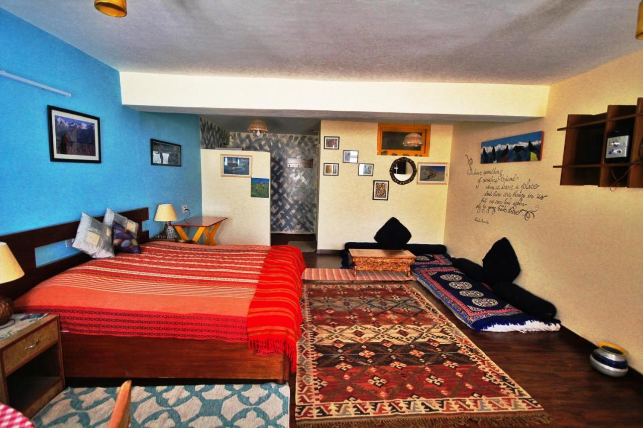 Hotel Deyzor Kaza Exteriör bild