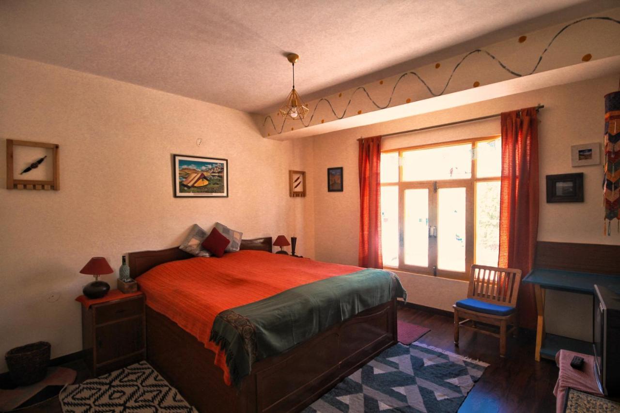Hotel Deyzor Kaza Exteriör bild