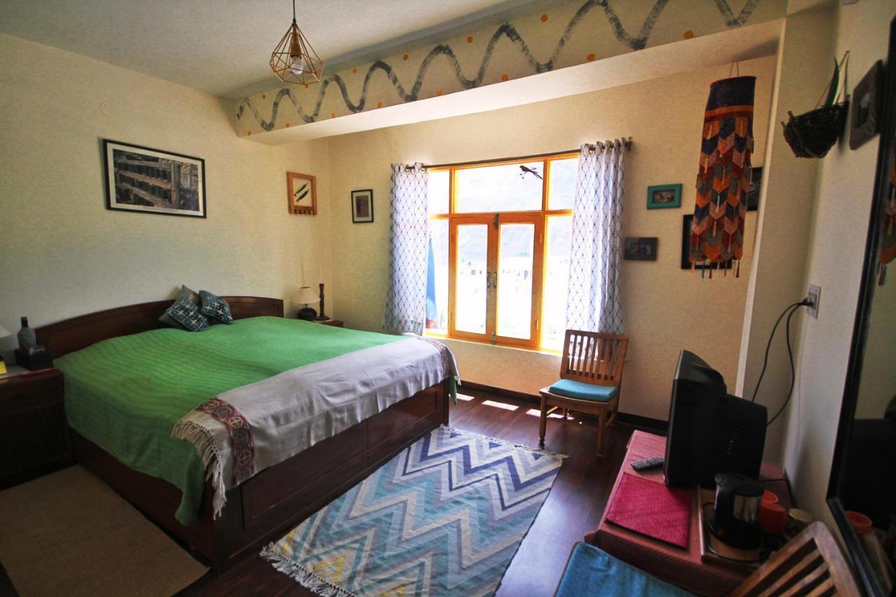 Hotel Deyzor Kaza Exteriör bild