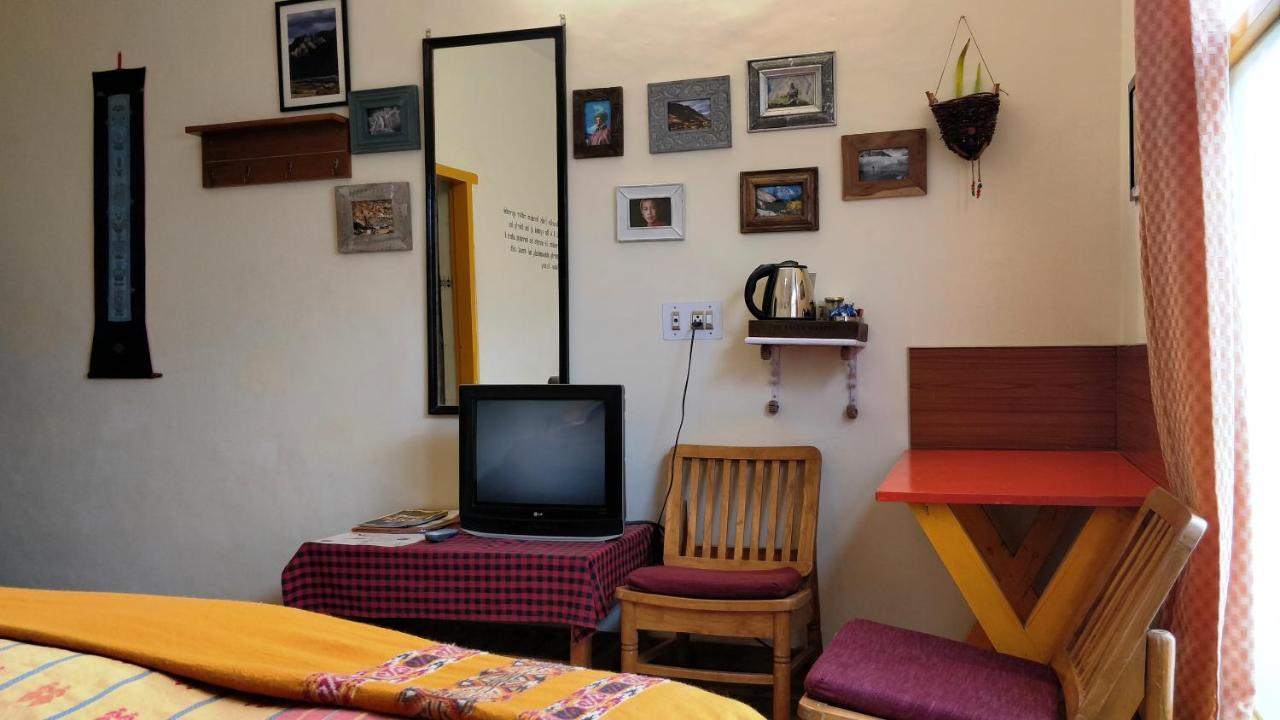 Hotel Deyzor Kaza Exteriör bild